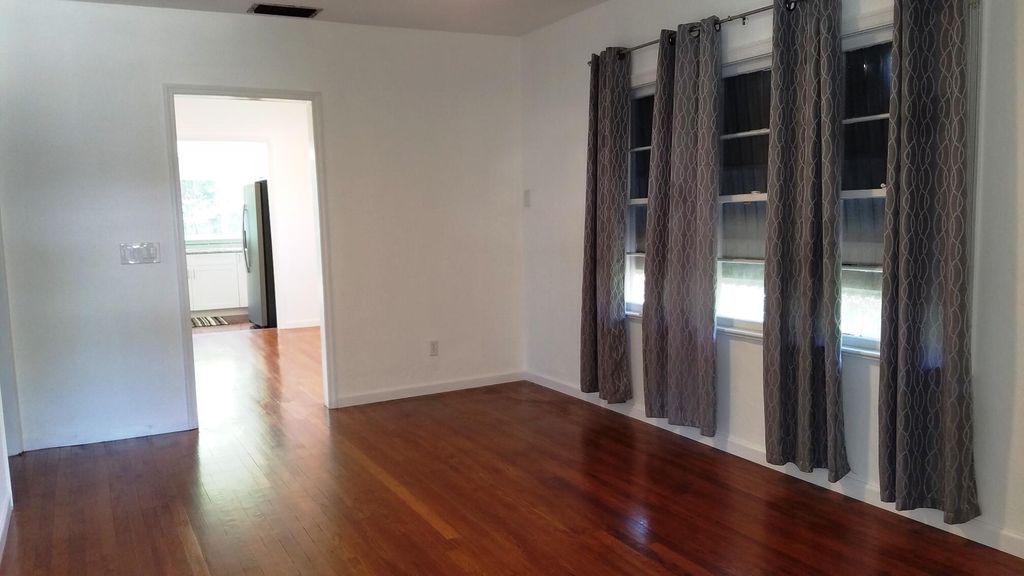 Photo of 660 NE 32nd Street, Oakland Park, FL 33334 (MLS # R10791176)