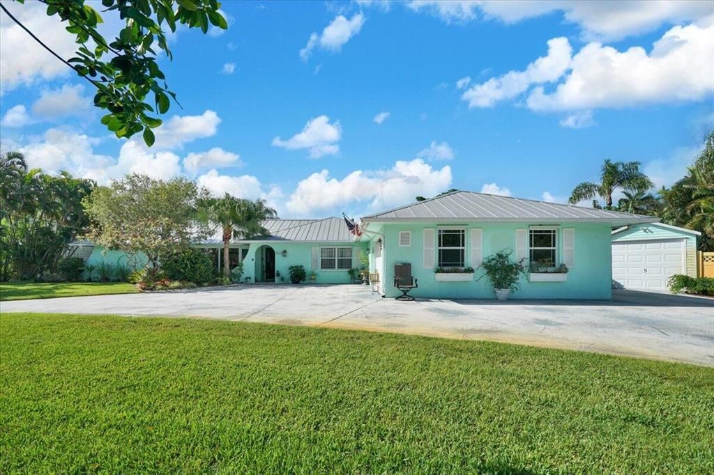 Photo of 1772 SW Commodore Place, Palm City, FL 34990 (MLS # R10756522)