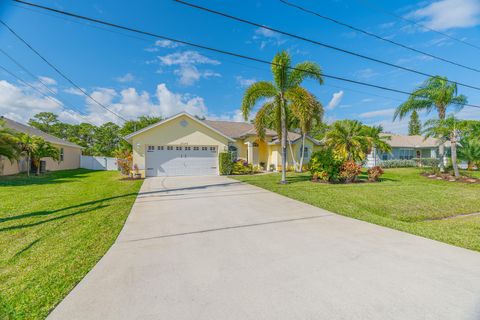 A home in Port St Lucie