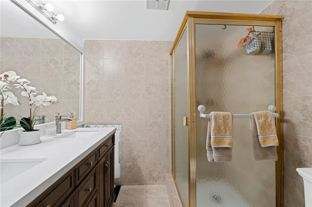 Bermuda Club - Residential