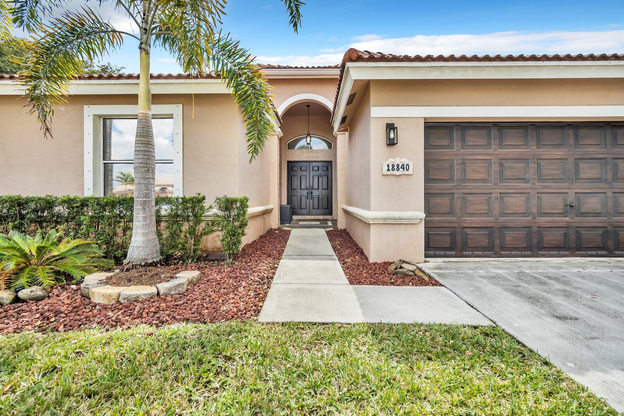 This spacious 4-bedroom, 2.5-bath home is nestled in a quiet cul-de-sac within the gated community of Keystone Lake. Enjoy peace of mind with a fully fenced yard, offering plenty of room to add a pool or create your own outdoor oasis. Inside, the split floor plan ensures privacy, while the open living areas create an ideal setting for entertaining. Located near shopping, restaurants, highways, and top-rated schools, this home offers the perfect balance of comfort and convenience. Don't miss the opportunity to make this your dream home!