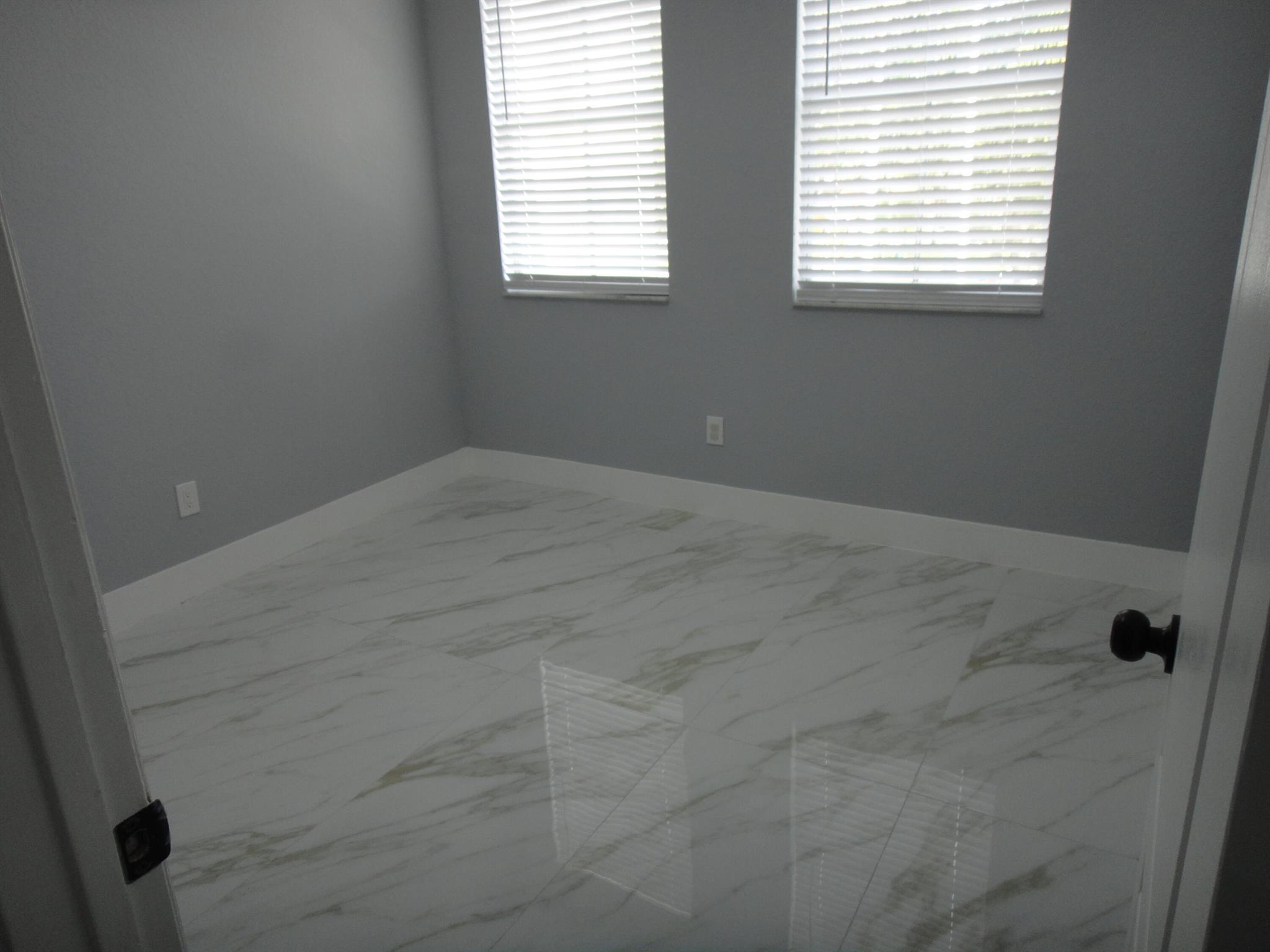 SHOMA VILLAS II AT ROYAL - Residential Lease