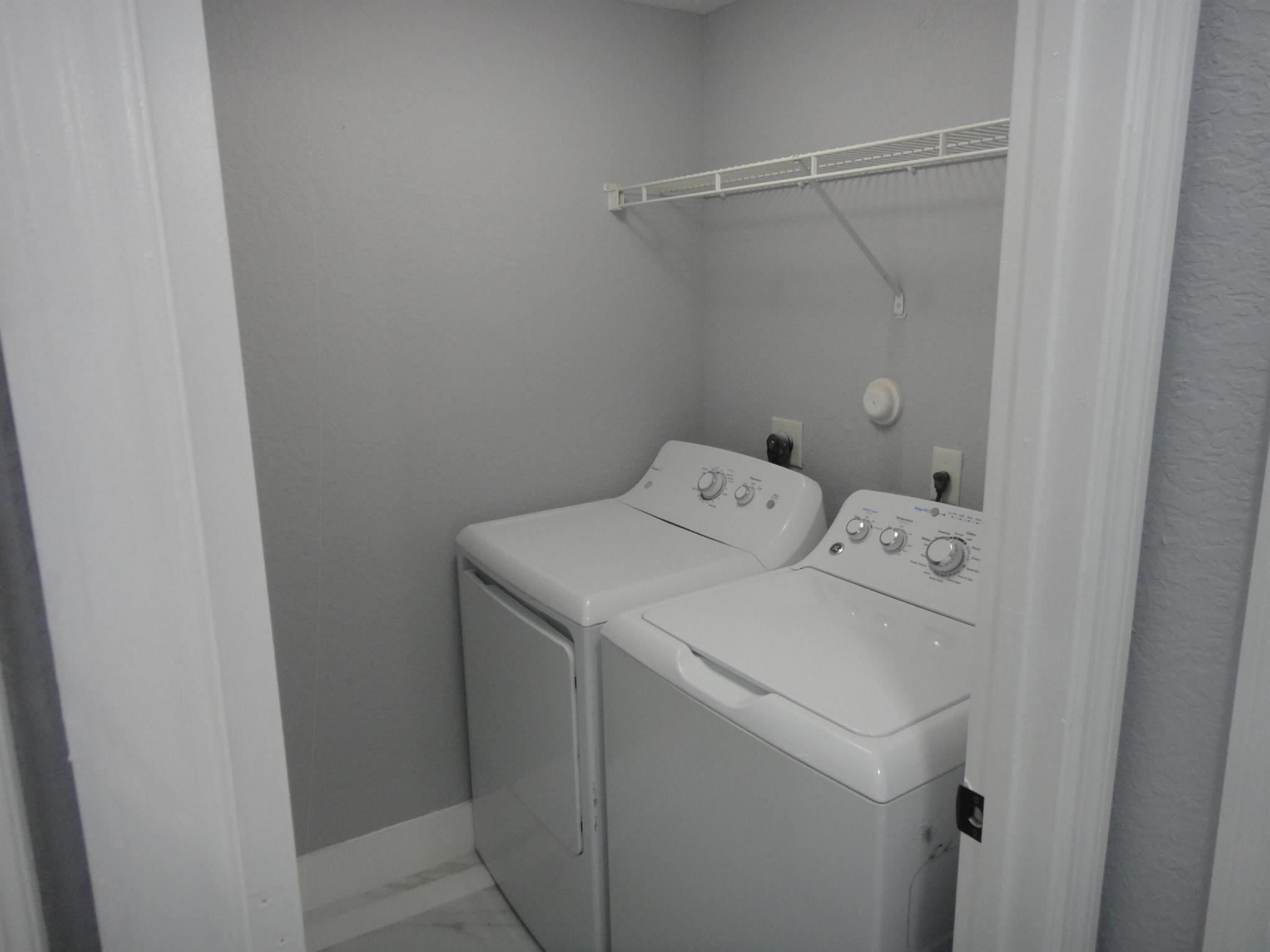 SHOMA VILLAS II AT ROYAL - Residential Lease