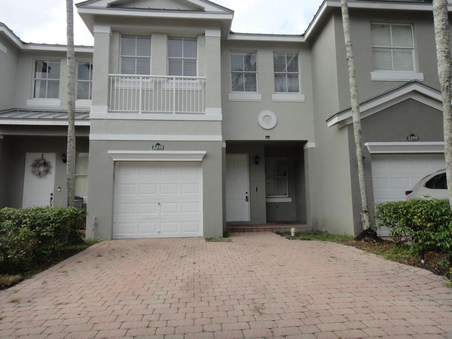 REMODELED 4 BEDROOMS, 2 1/2 BATHS TOWNHOUSE, ONE CAR GARAGE, COMMUNITY POOL