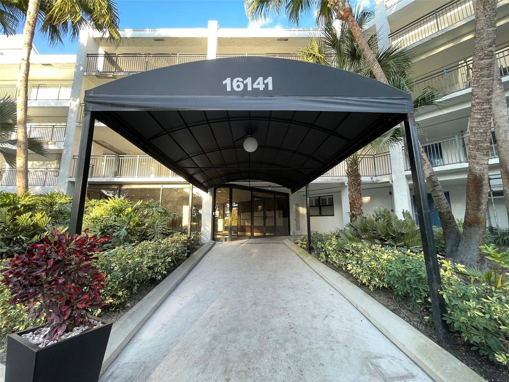 Photo of 16141 Blatt Boulevard, Weston, FL 33326 (MLS # F10550751)