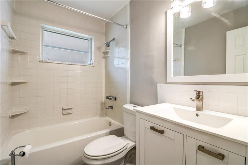 Collier Estates - Residential Lease