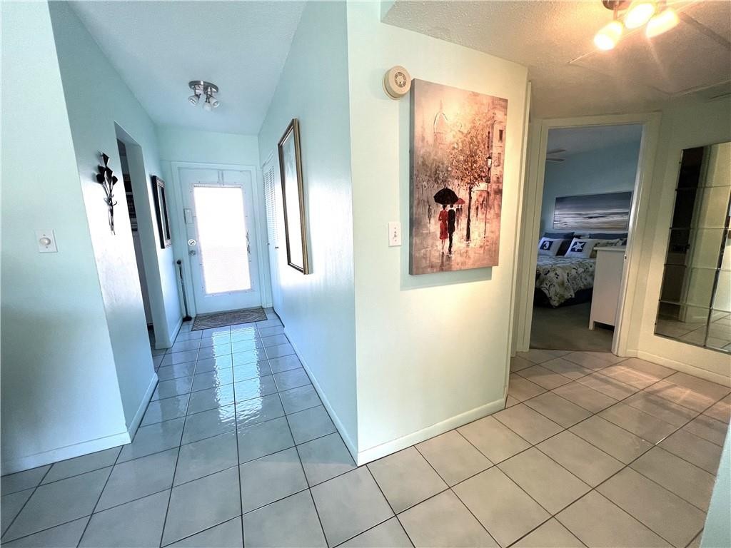 LAUDERHILL EAST - Residential