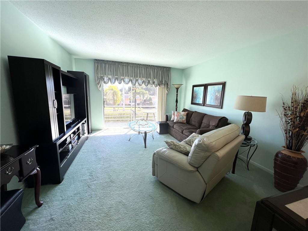 LAUDERHILL EAST - Residential