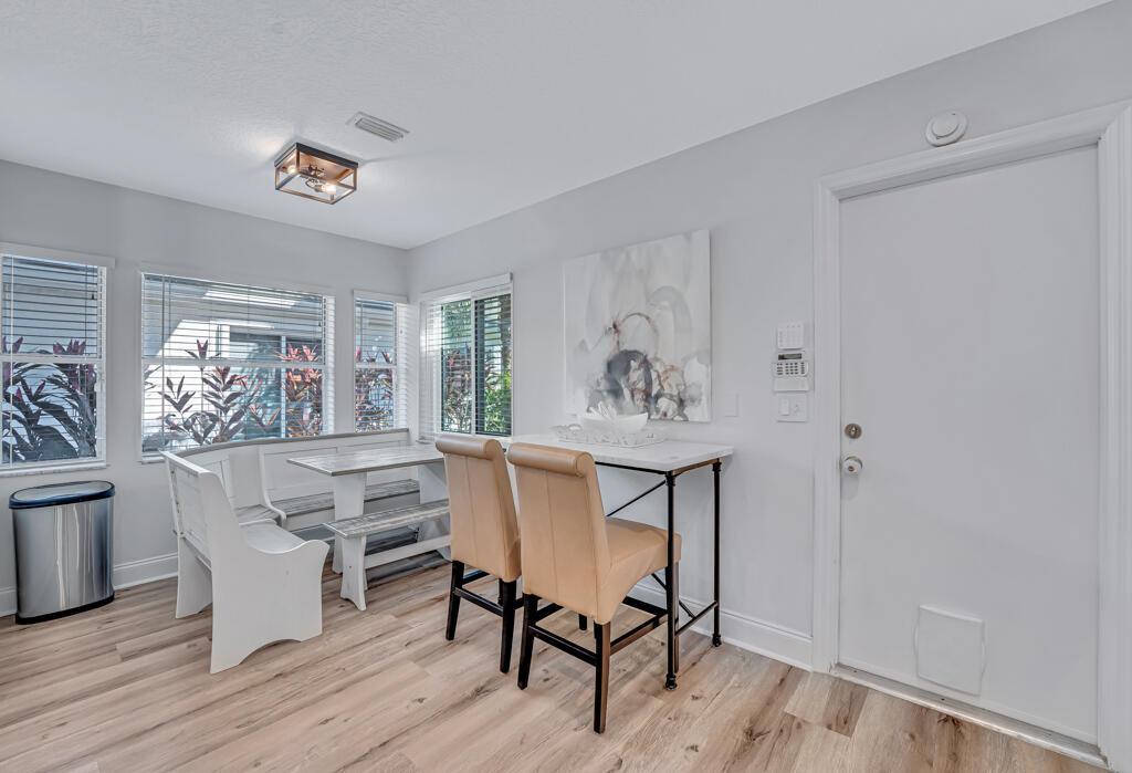 FAIRFIELDS LACUNA 5 - Residential