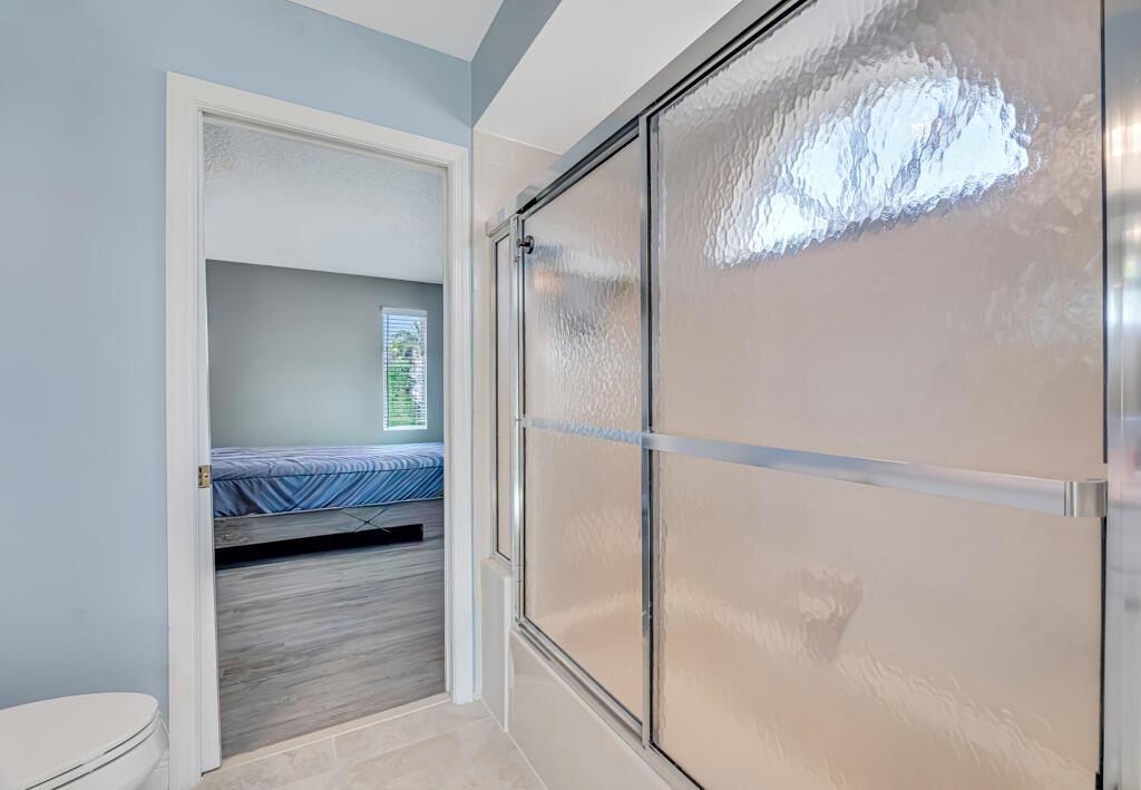 FAIRFIELDS LACUNA 5 - Residential