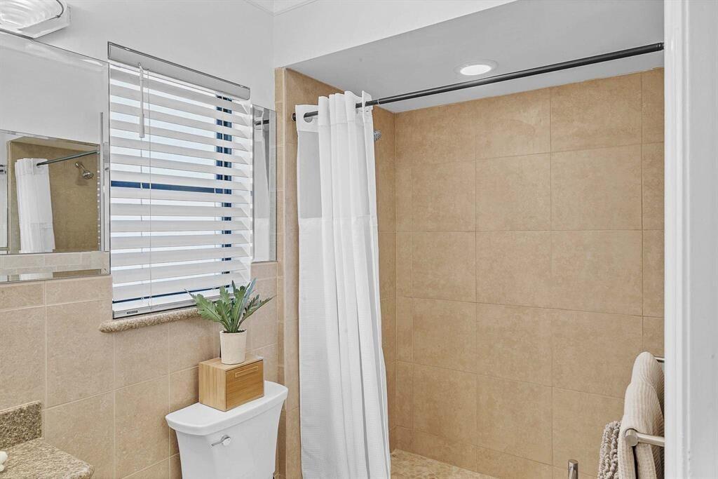 CORAL RIDGE ISLES - Residential