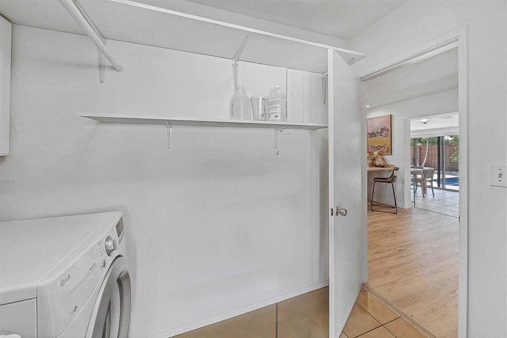 CORAL RIDGE ISLES - Residential