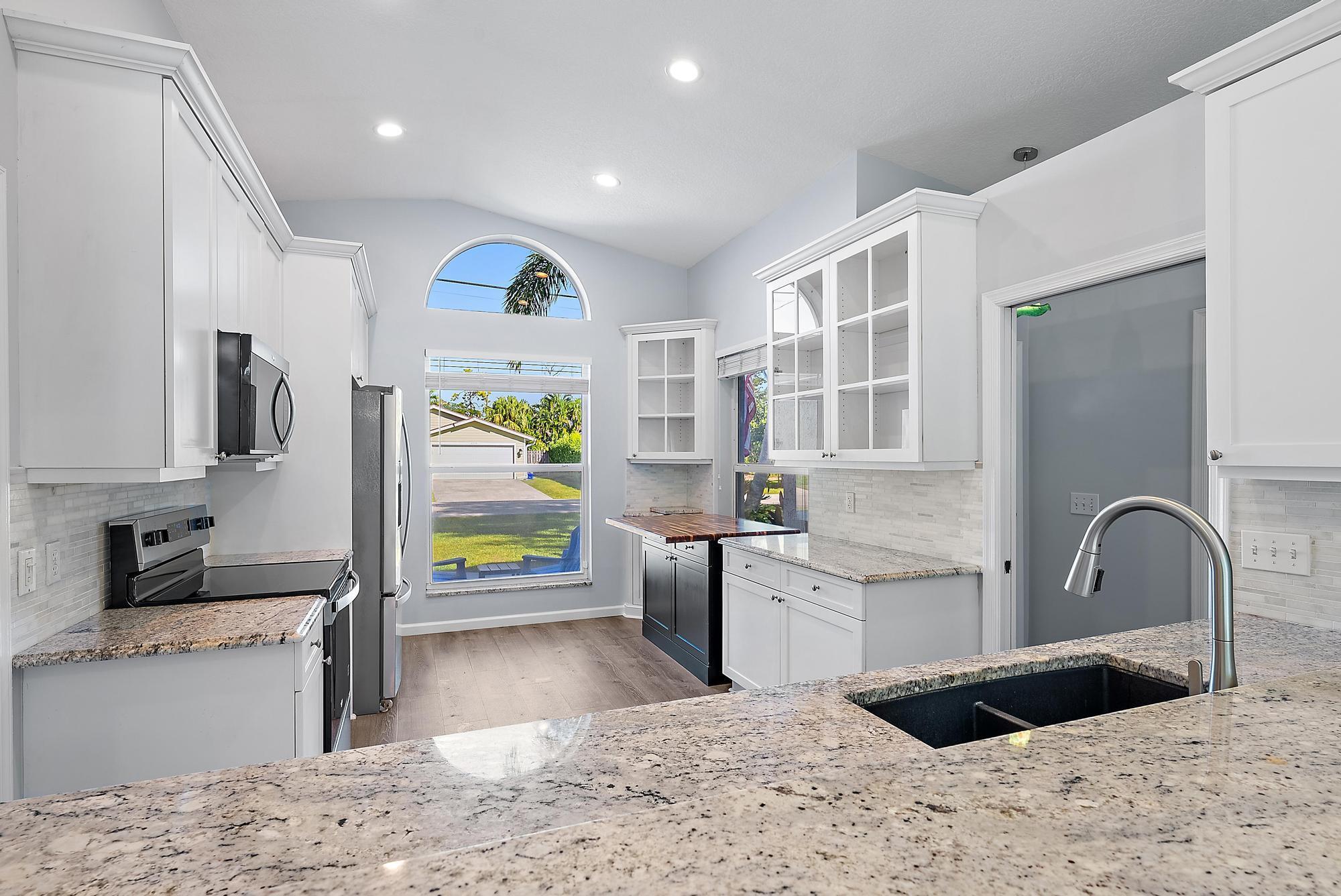 NORTH PALM BEACH HEIGHTS - Residential