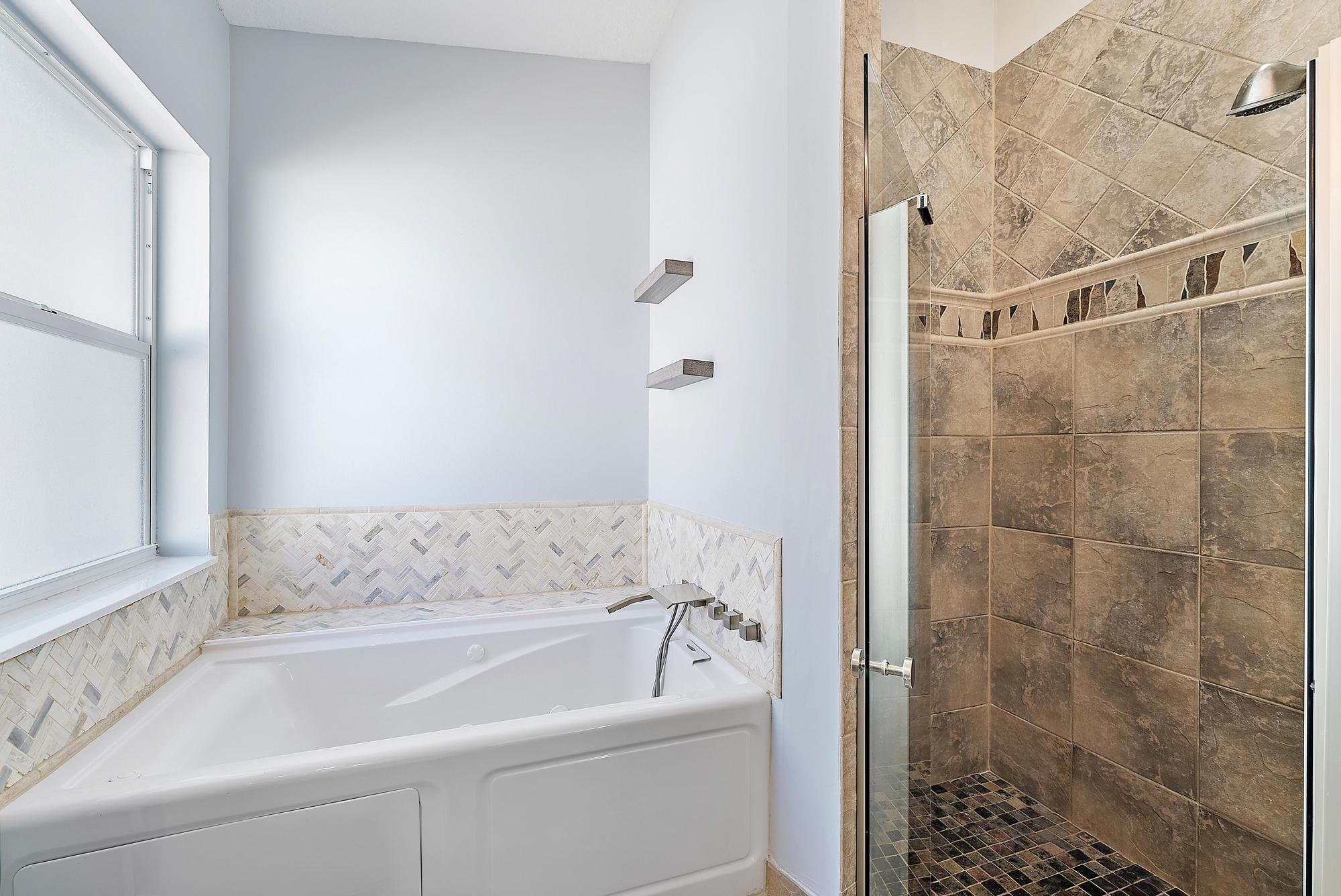 NORTH PALM BEACH HEIGHTS - Residential