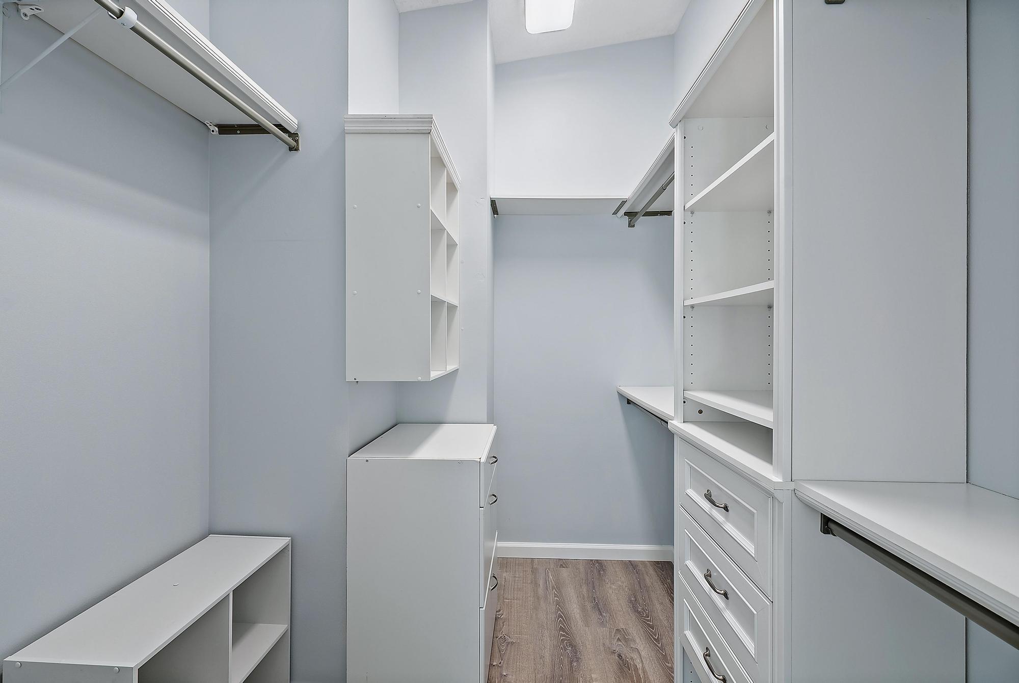 NORTH PALM BEACH HEIGHTS - Residential