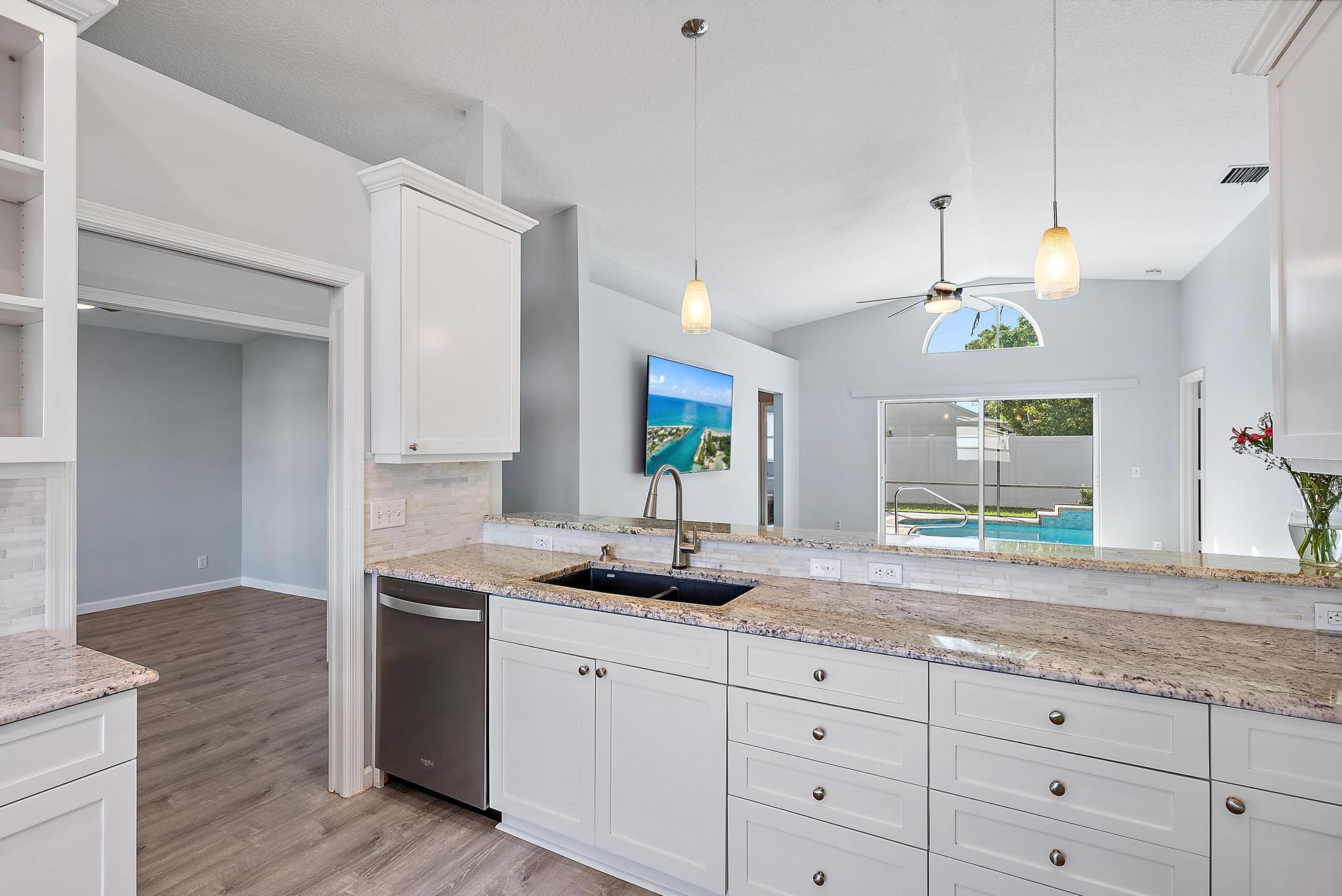 NORTH PALM BEACH HEIGHTS - Residential