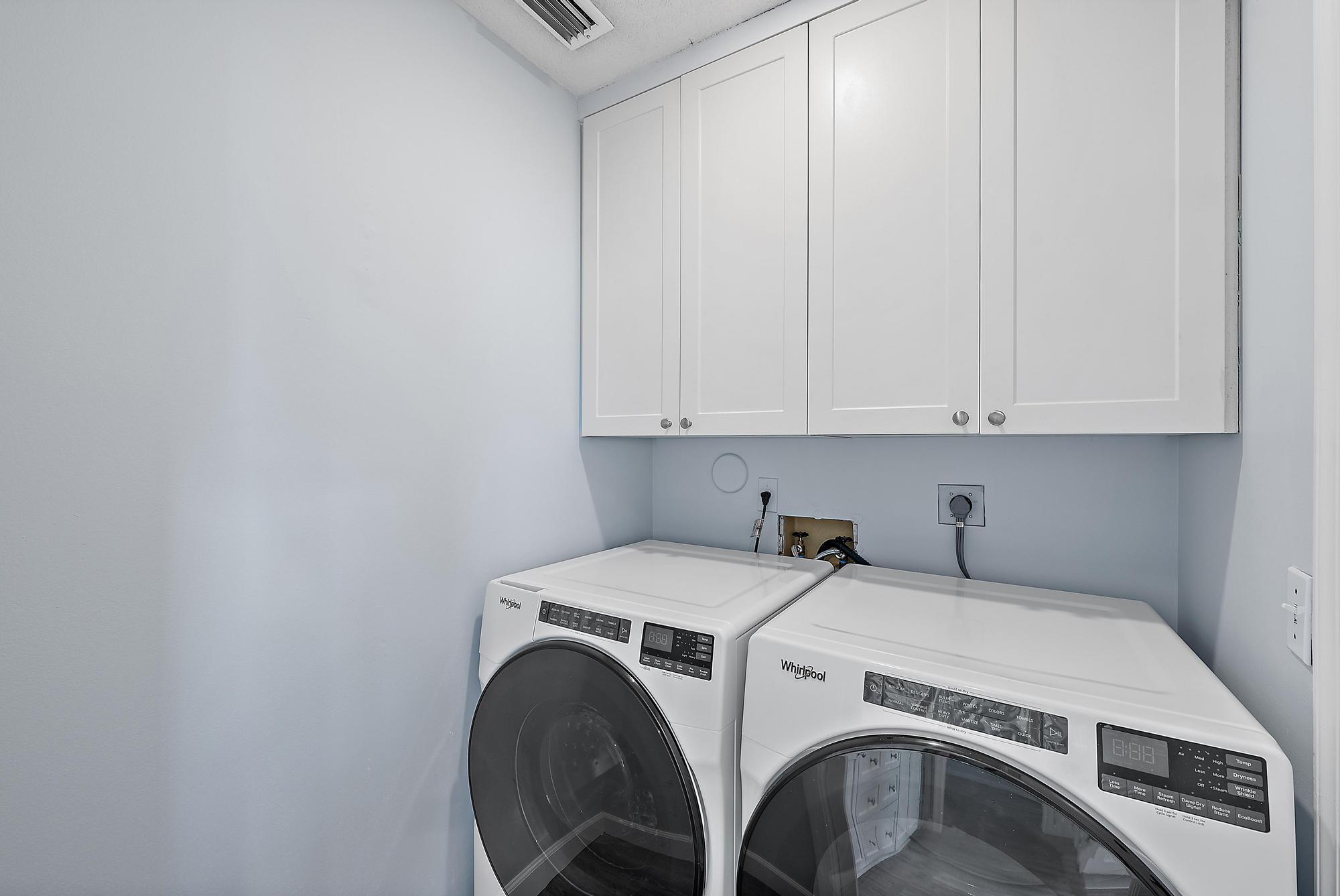 NORTH PALM BEACH HEIGHTS - Residential