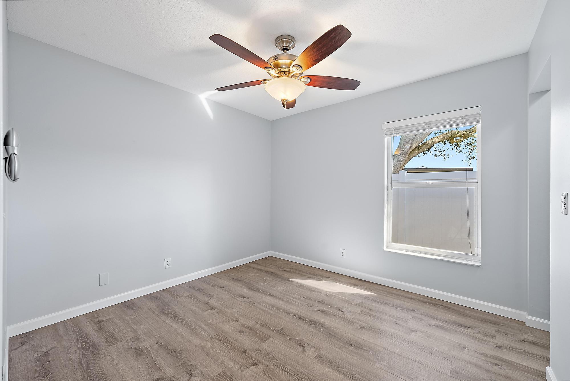 NORTH PALM BEACH HEIGHTS - Residential