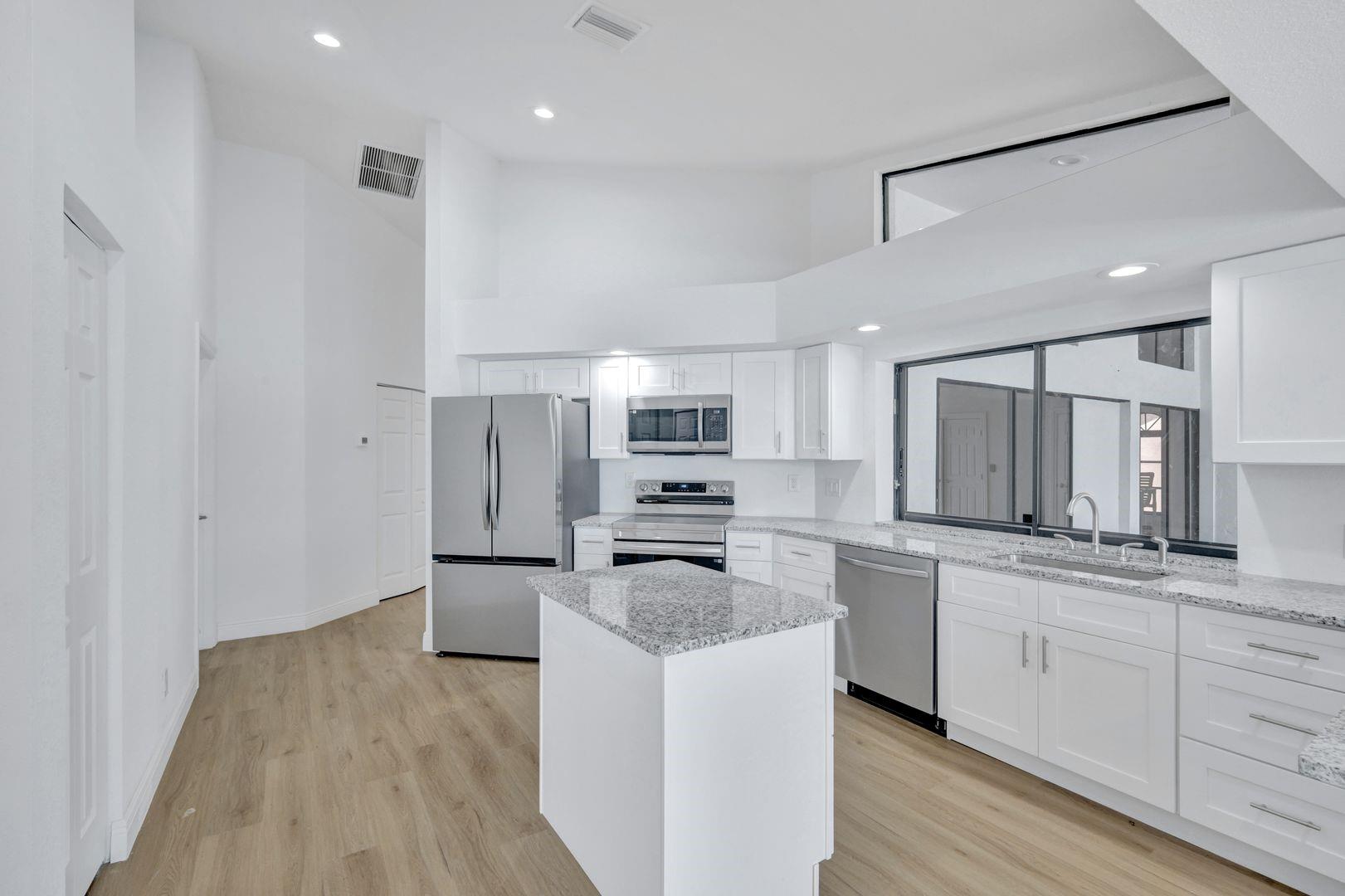 421 SW 51st Ter