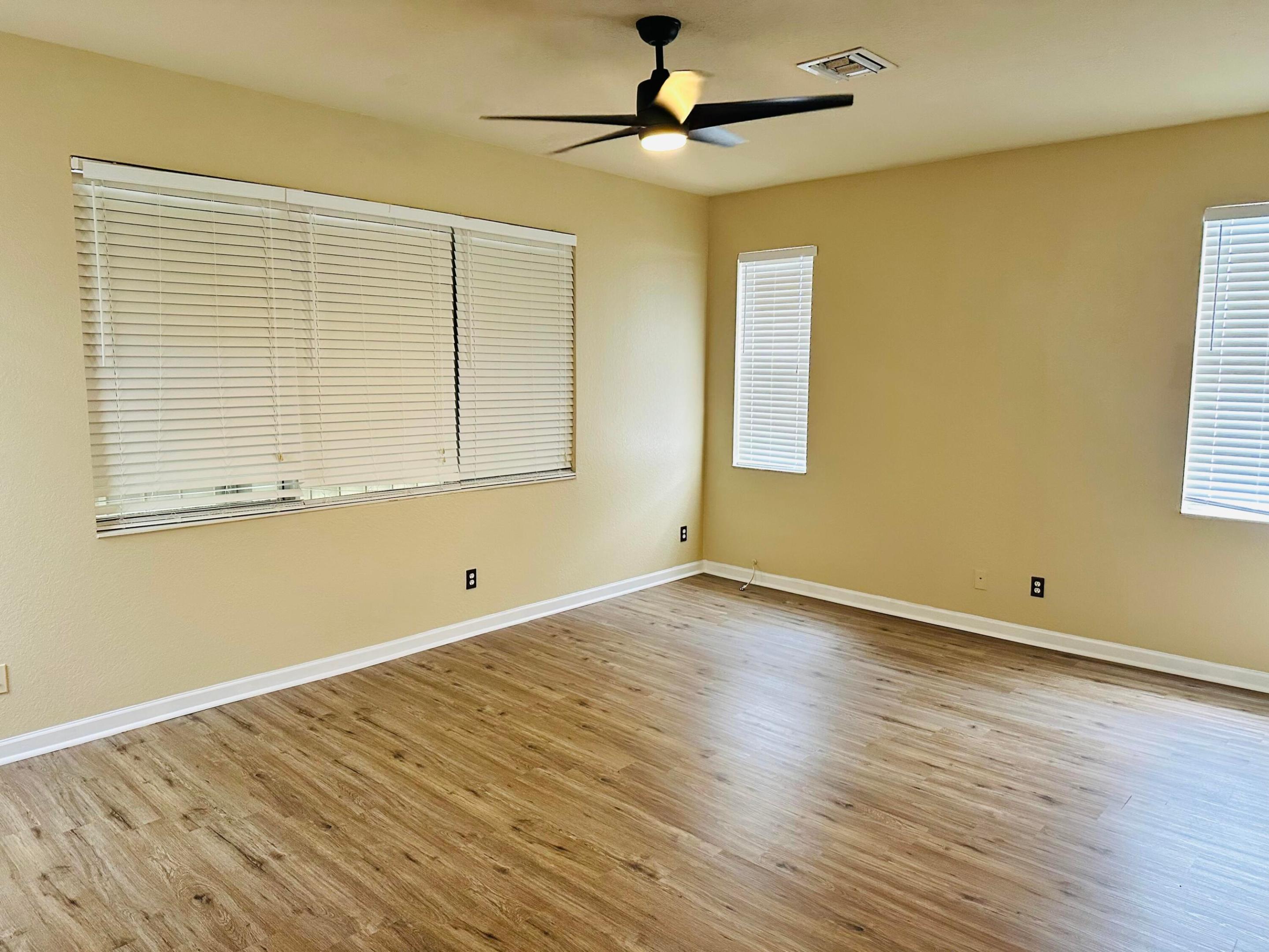 SECOND REPLAT OF PORTOFINO ISLES - Residential