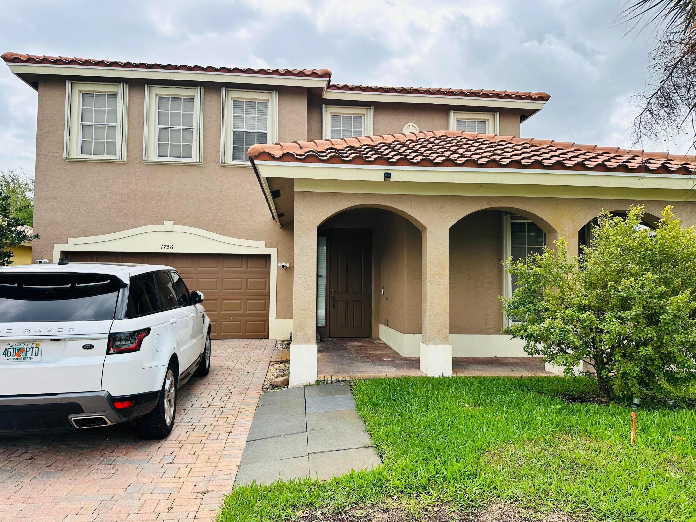 SECOND REPLAT OF PORTOFINO ISLES - Residential