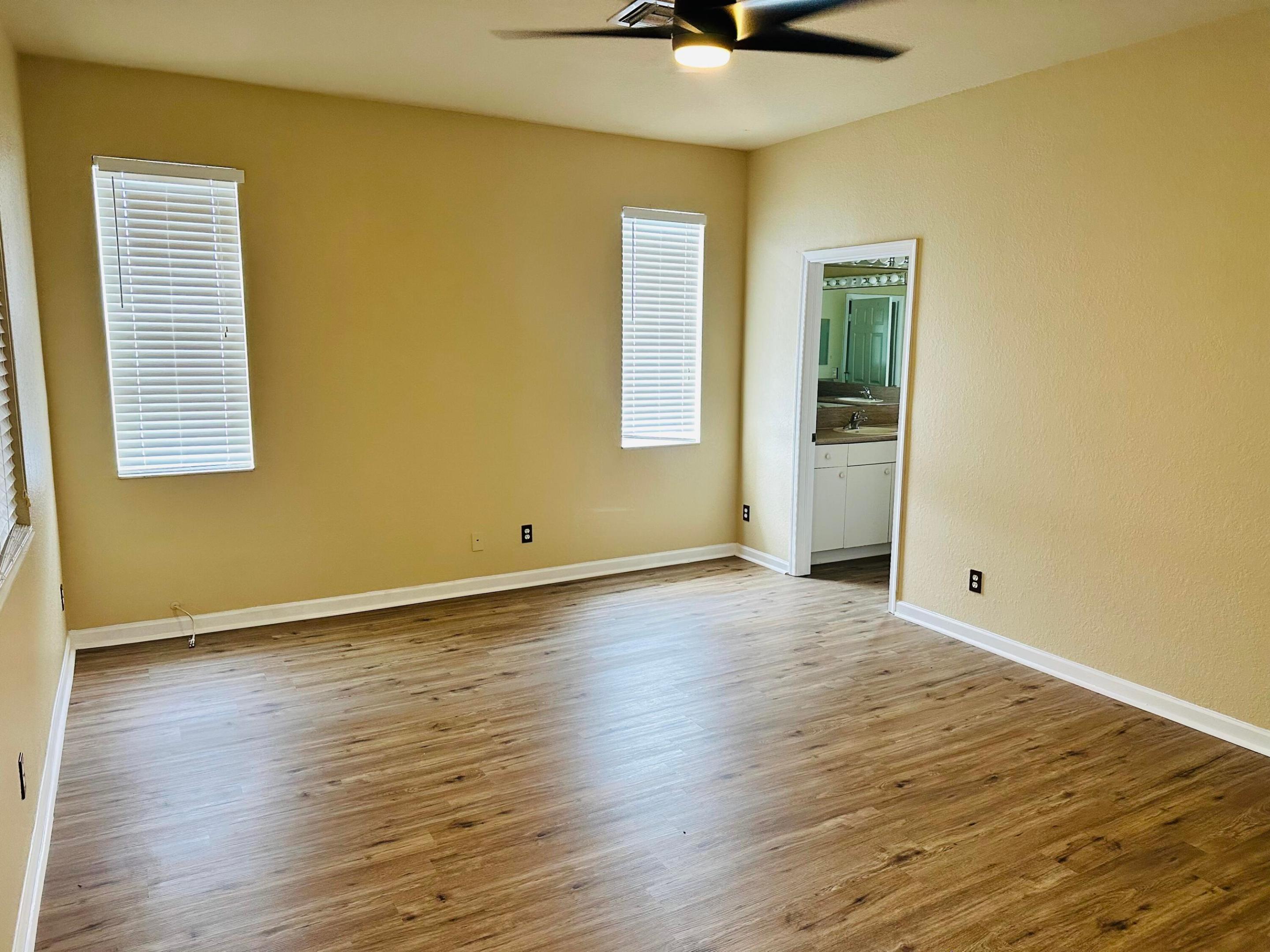 SECOND REPLAT OF PORTOFINO ISLES - Residential