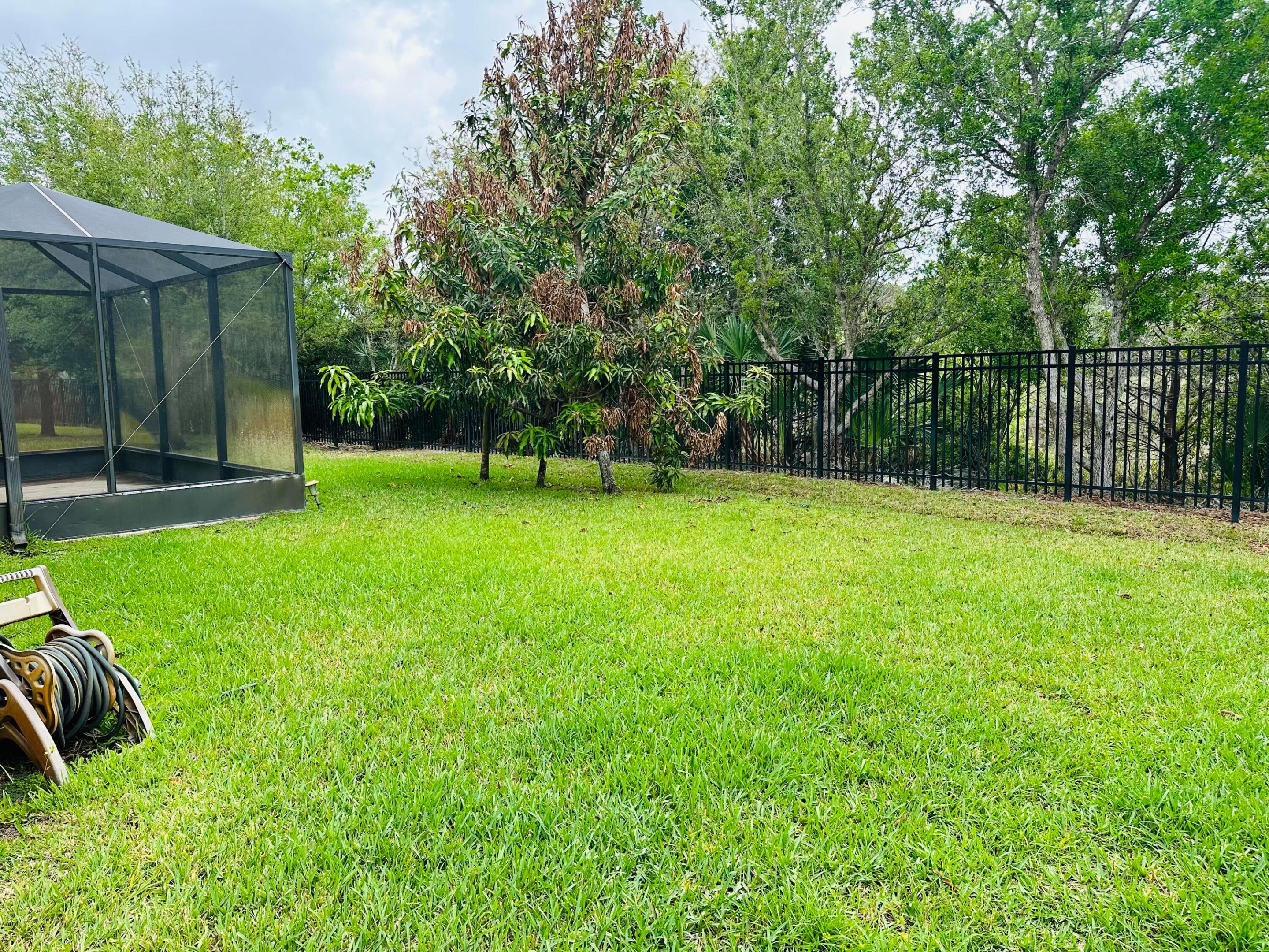 SECOND REPLAT OF PORTOFINO ISLES - Residential