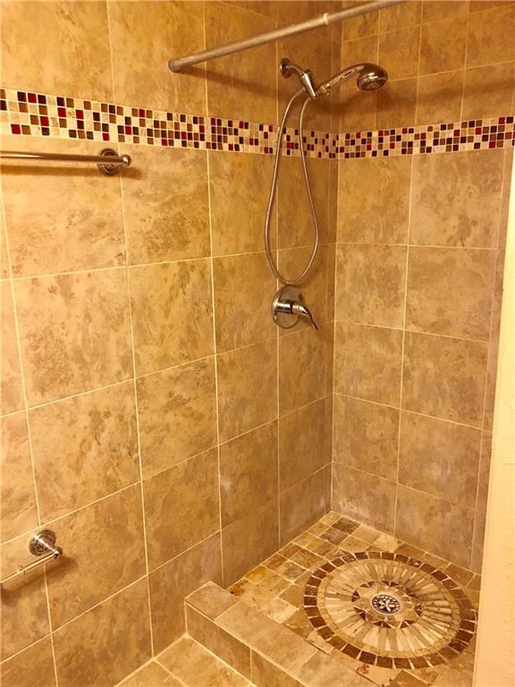 FAIRWAY TOWNHOUSE - Residential