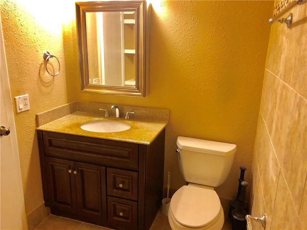 FAIRWAY TOWNHOUSE - Residential