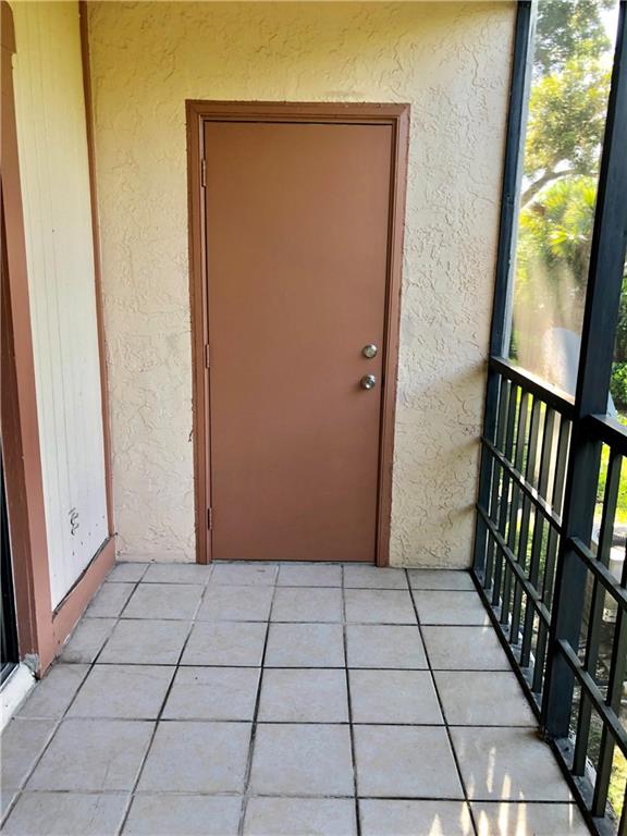 FAIRWAY TOWNHOUSE - Residential