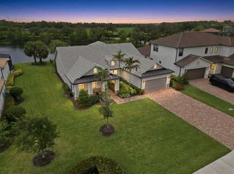 Photo of 208 Sonoma Isles Circle, Jupiter, FL 33478 (MLS # B26046963)