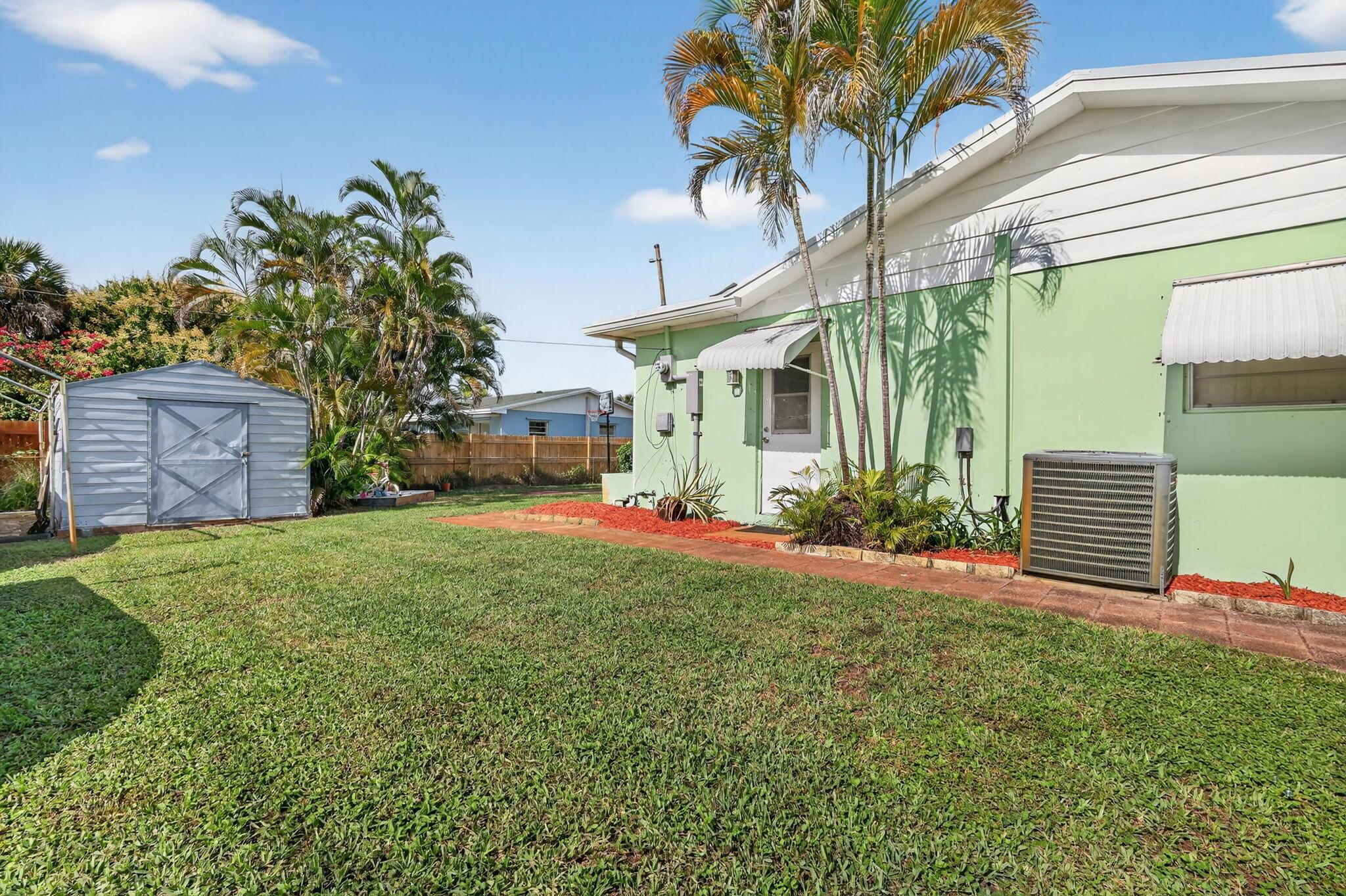 Royal Palm Estates - Residential