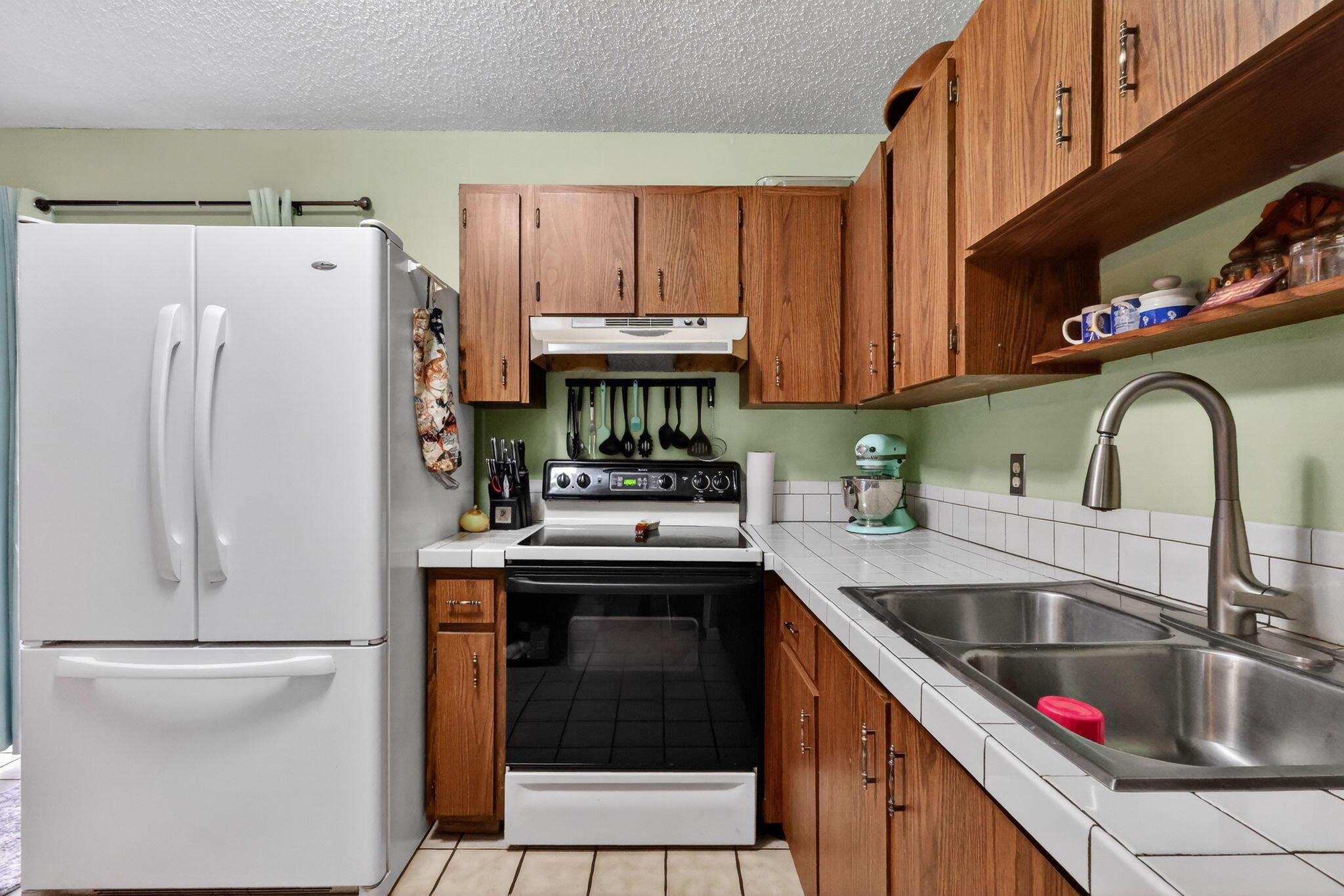 Royal Palm Estates - Residential