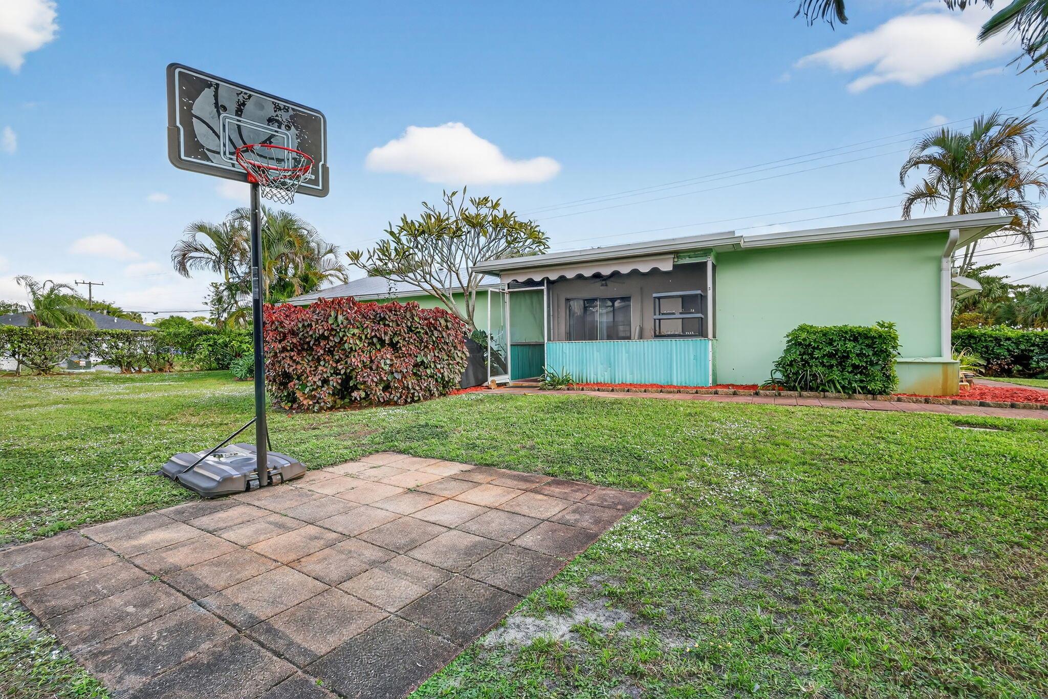 Royal Palm Estates - Residential