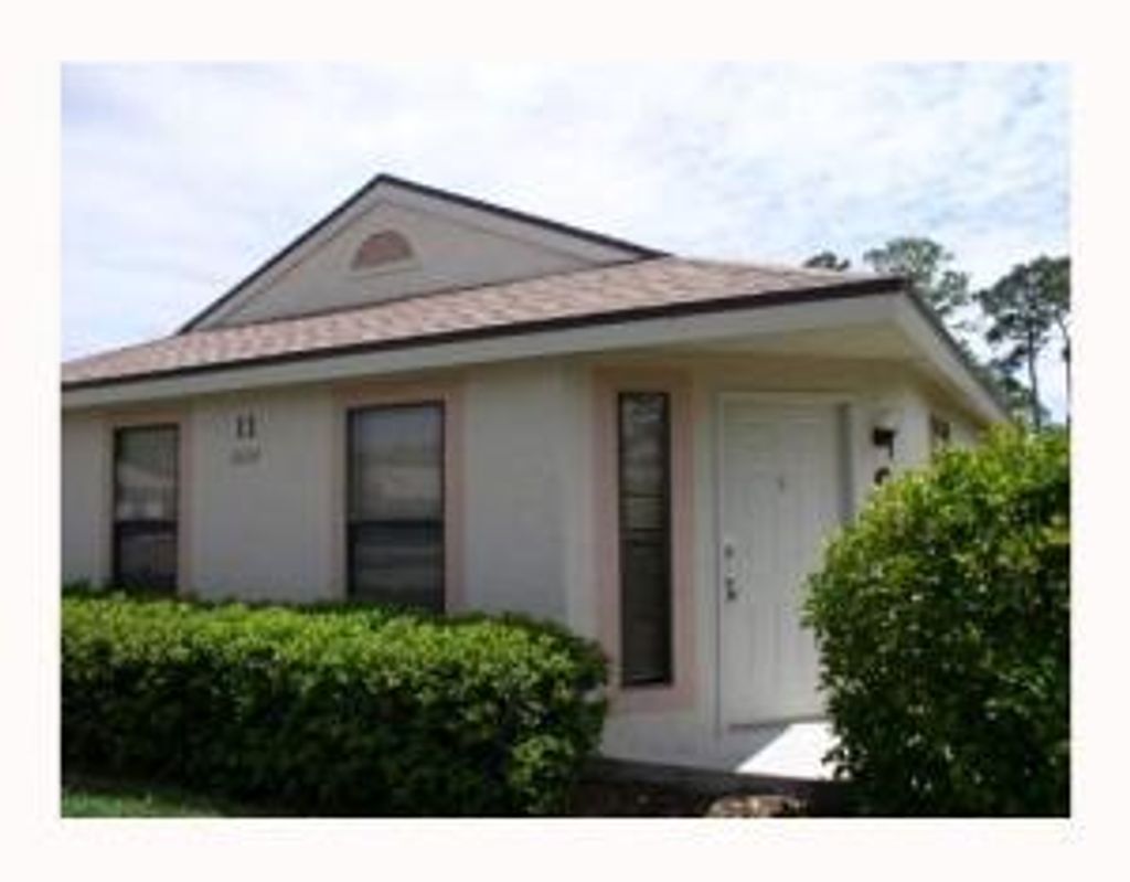 Photo of 2824 Stoneway Lane #C, Fort Pierce, FL 34982 (MLS # R10929265)