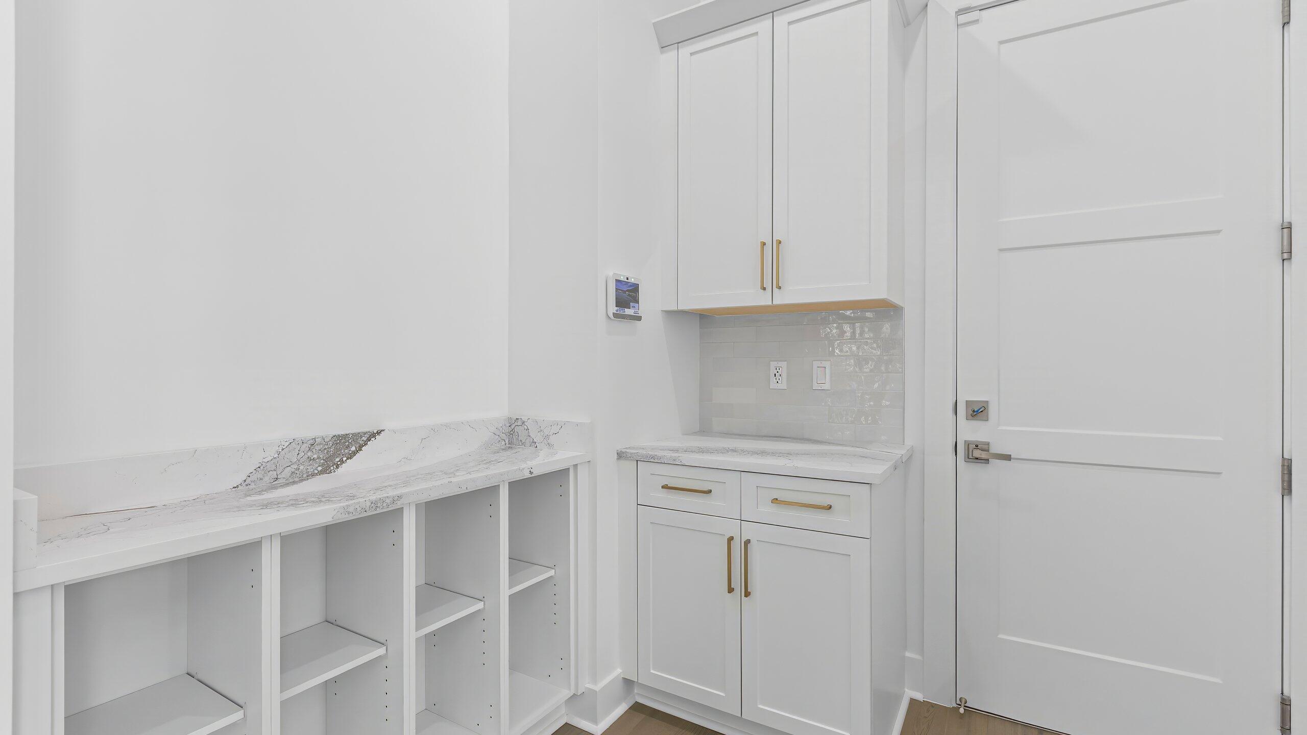 ARTISTRY REPLAT - Residential