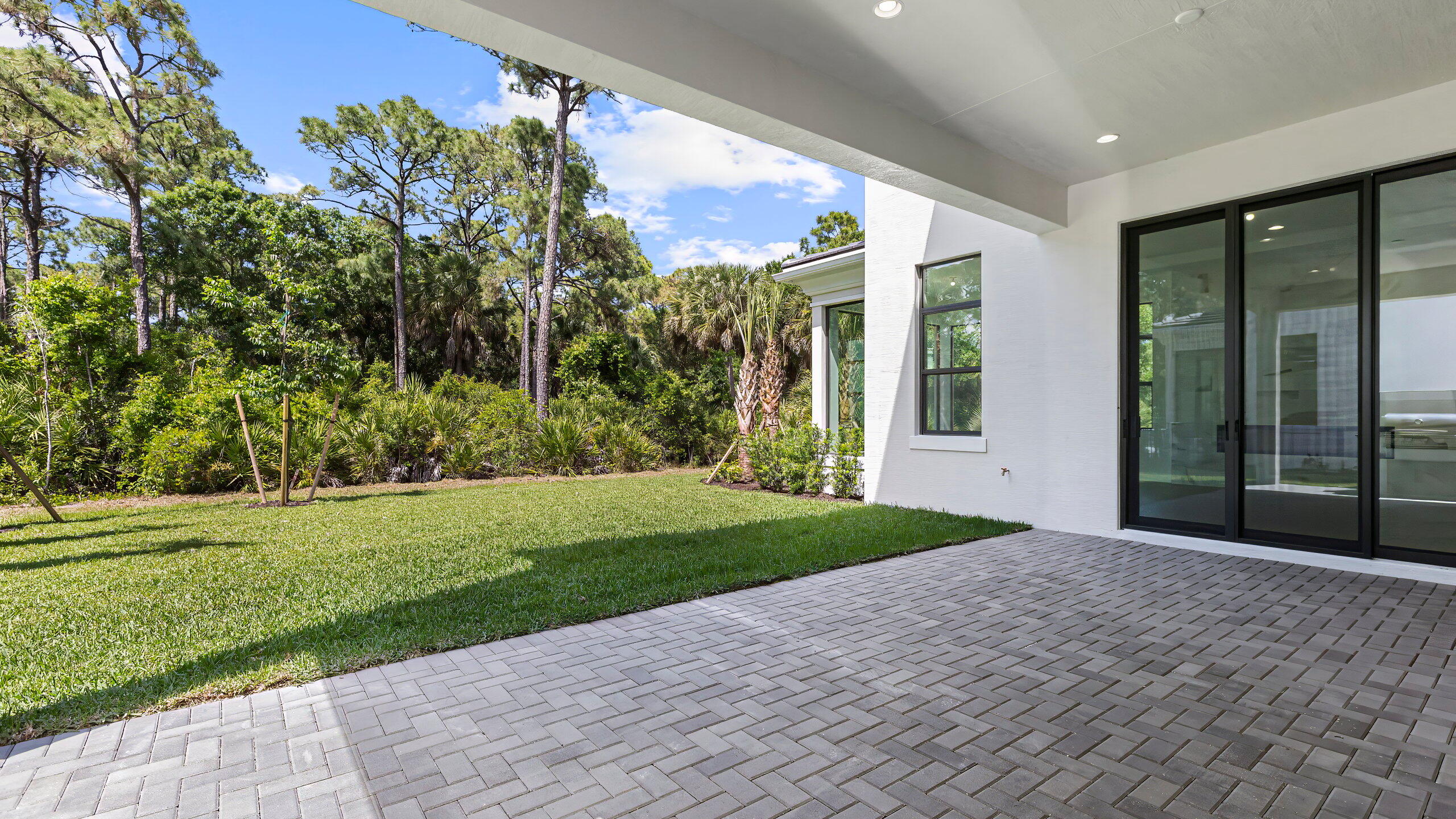 ARTISTRY REPLAT - Residential