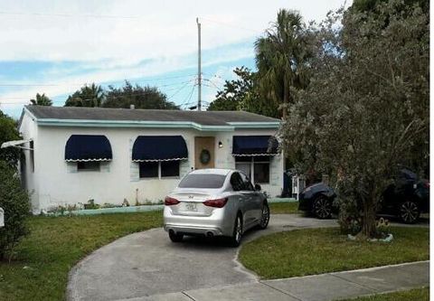 6041 NE 3rd Terrace Oakland Park FL 33334