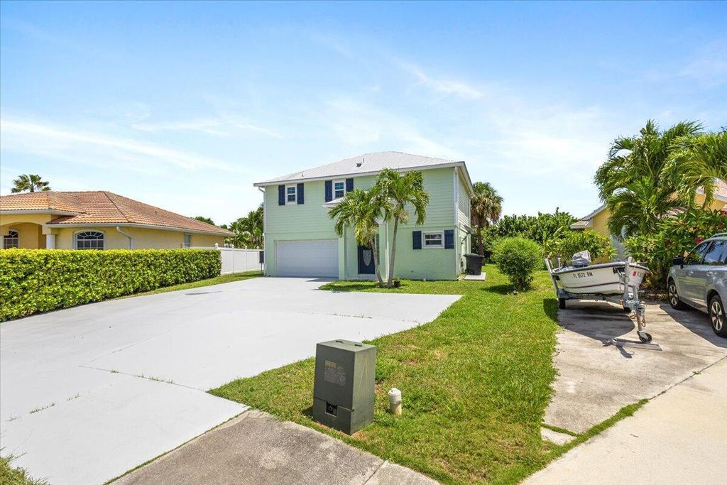 Photo of 1261 Bonefish Court, Fort Pierce, FL 34949 (MLS # R11045066)
