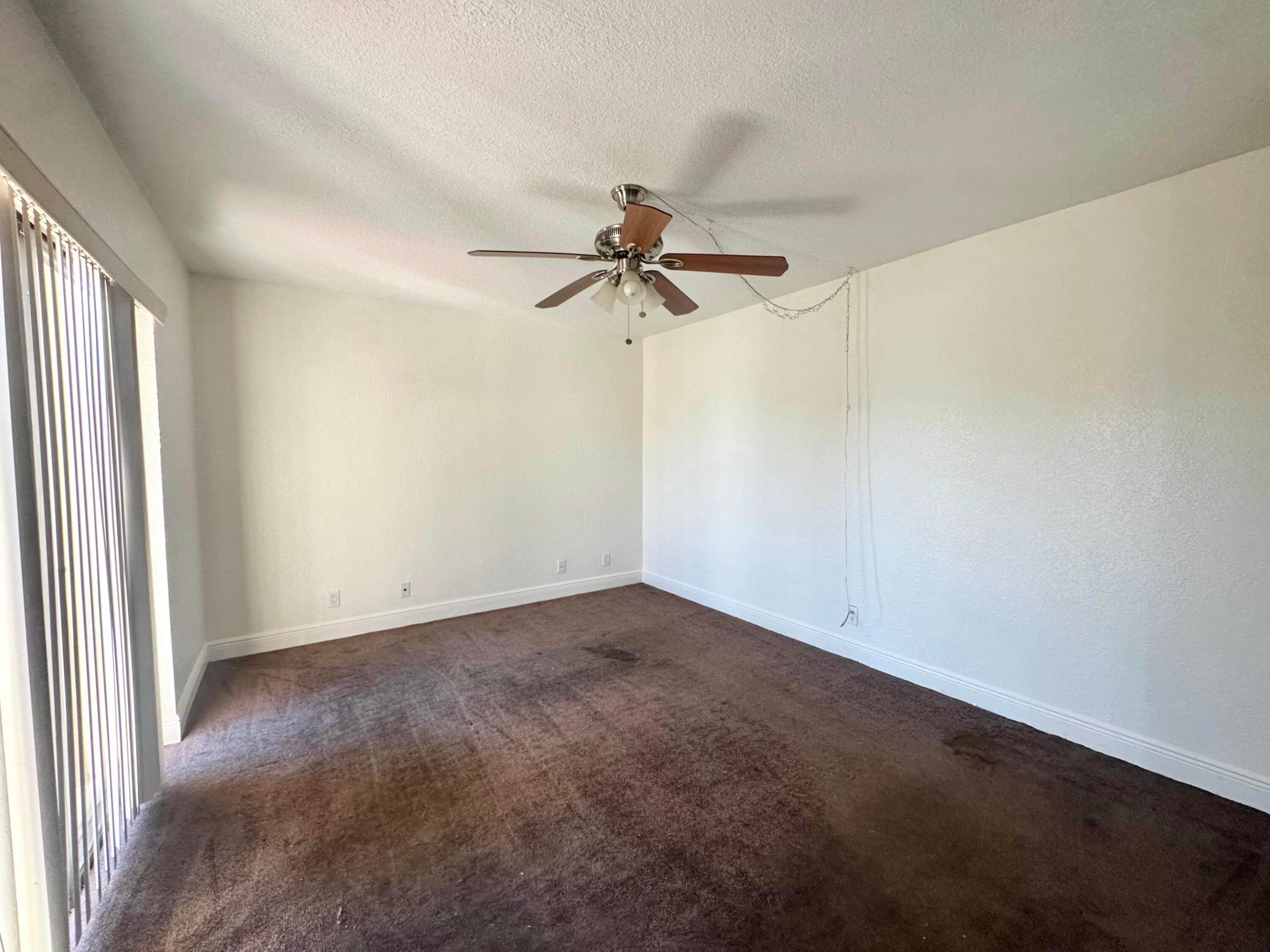 LAKEWOOD OF PALM SPRINGS - Residential Lease