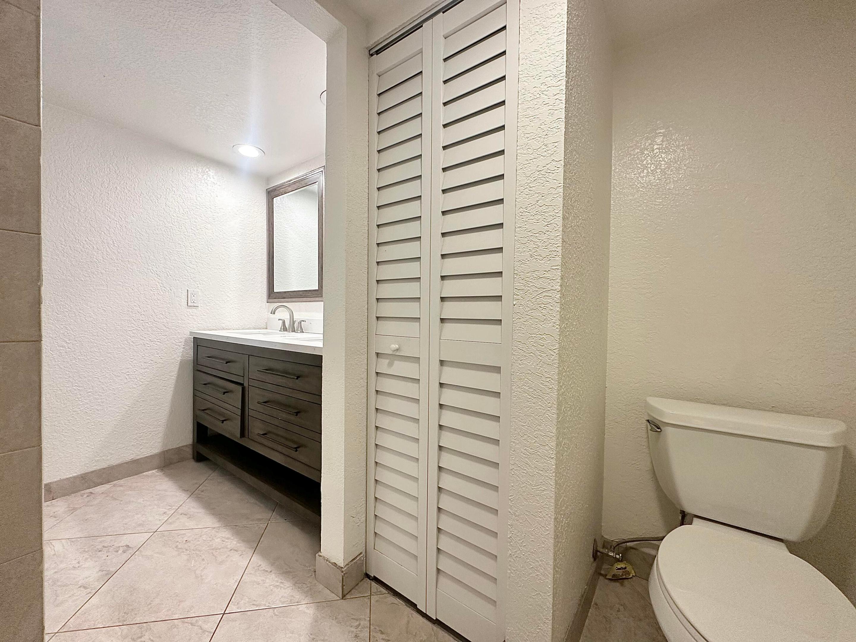 LAKEWOOD OF PALM SPRINGS - Residential Lease