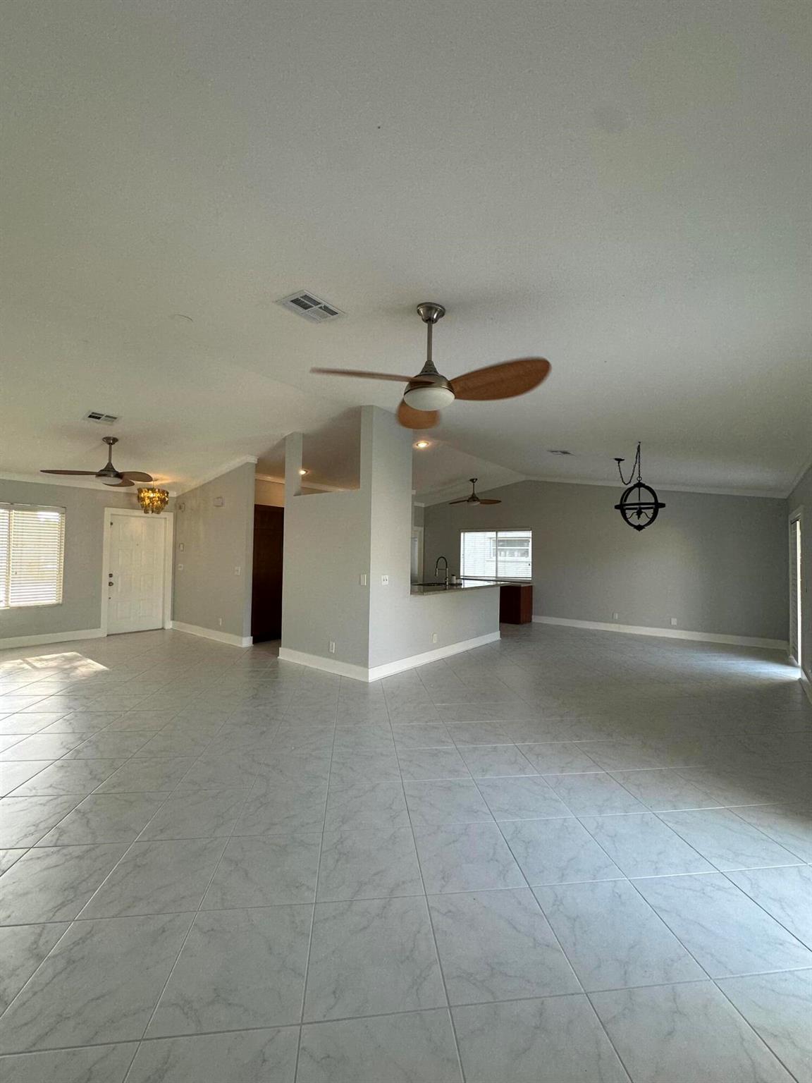 PARKWOOD V - Residential Lease