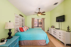 NORTH PALM BEACH HEIGHTS - Residential