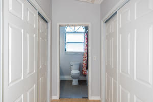 NORTH PALM BEACH HEIGHTS - Residential