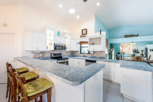 NORTH PALM BEACH HEIGHTS - Residential