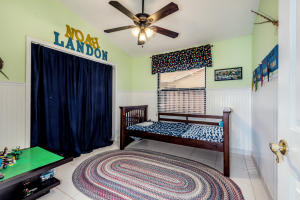 NORTH PALM BEACH HEIGHTS - Residential