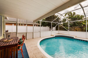 NORTH PALM BEACH HEIGHTS - Residential