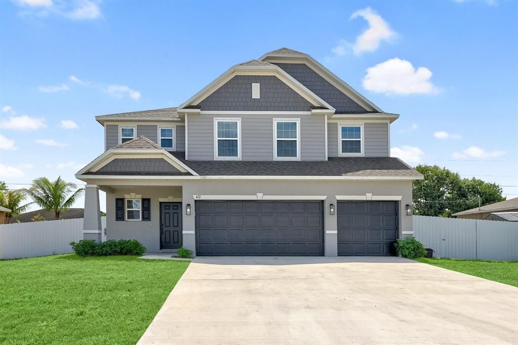 Photo of 412 SW Dailey Avenue, Port St Lucie, FL 34953 (MLS # R10876082)