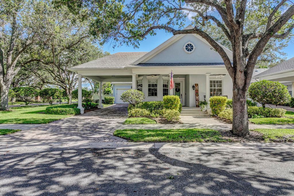 Photo of 532 Sweet Bay Circle Cir, Jupiter, FL 33458 (MLS # R10816653)