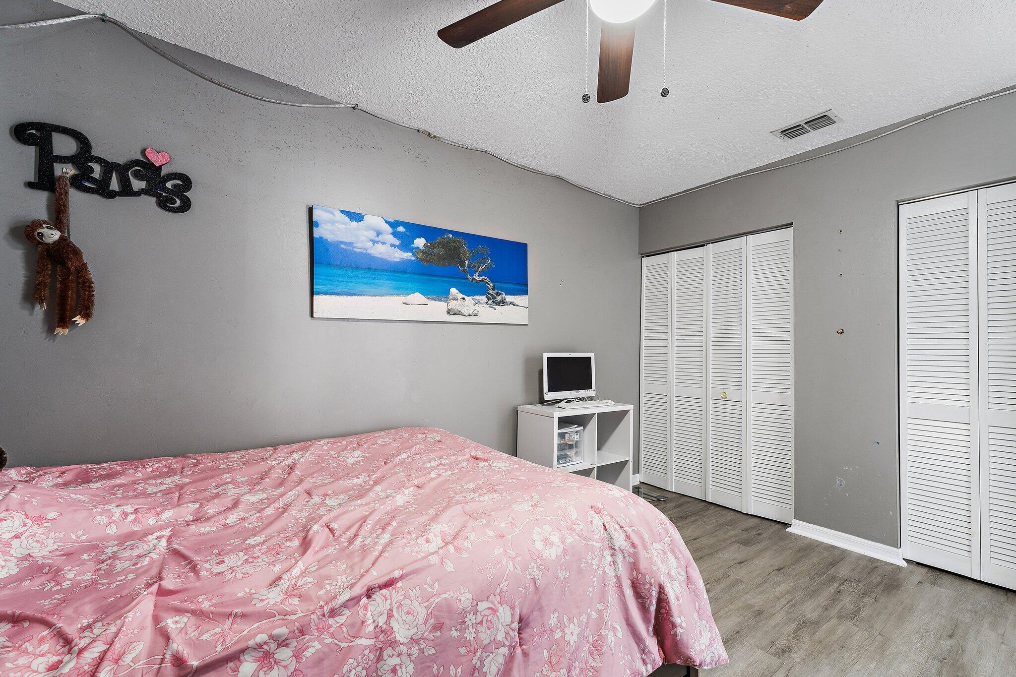 PORT ST LUCIE SECTION 5 - Residential Lease